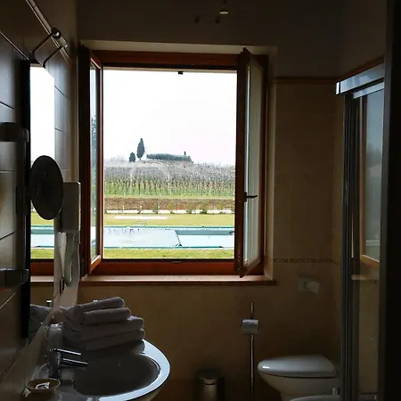 Relais Corte Pontigliardo * Cola (Verona)